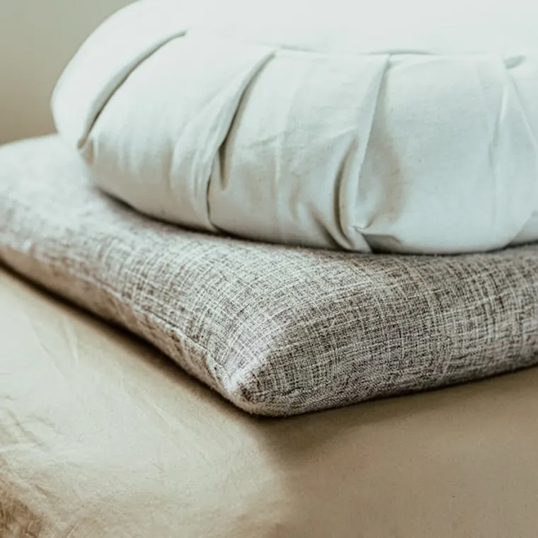 Matching oatmeal zafu cushion